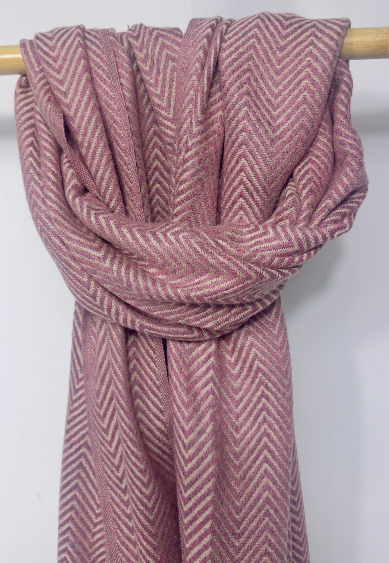 Herringbone Cashmere Scarf – 100% Cashmere