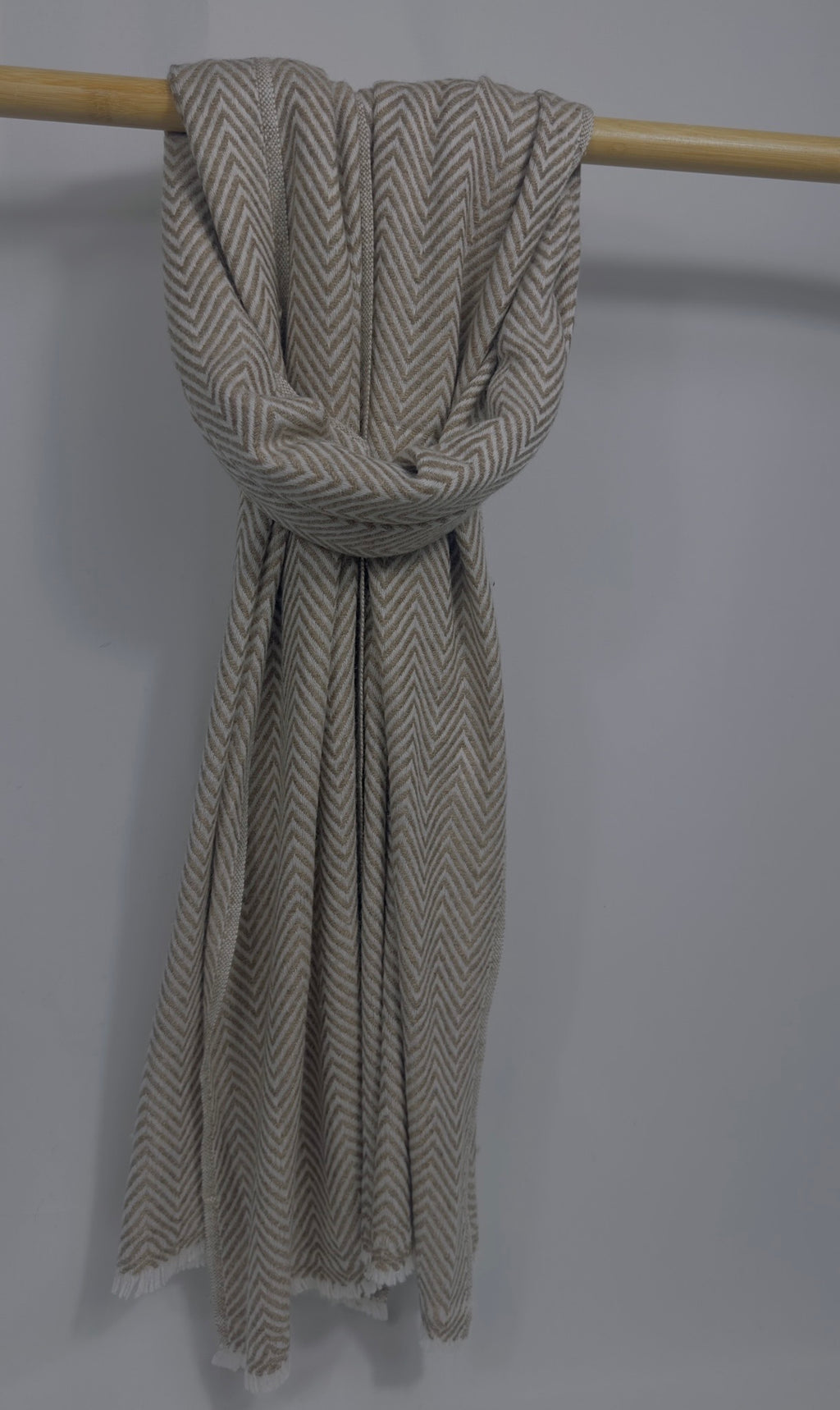 Herringbone Cashmere Scarf – 100% Cashmere