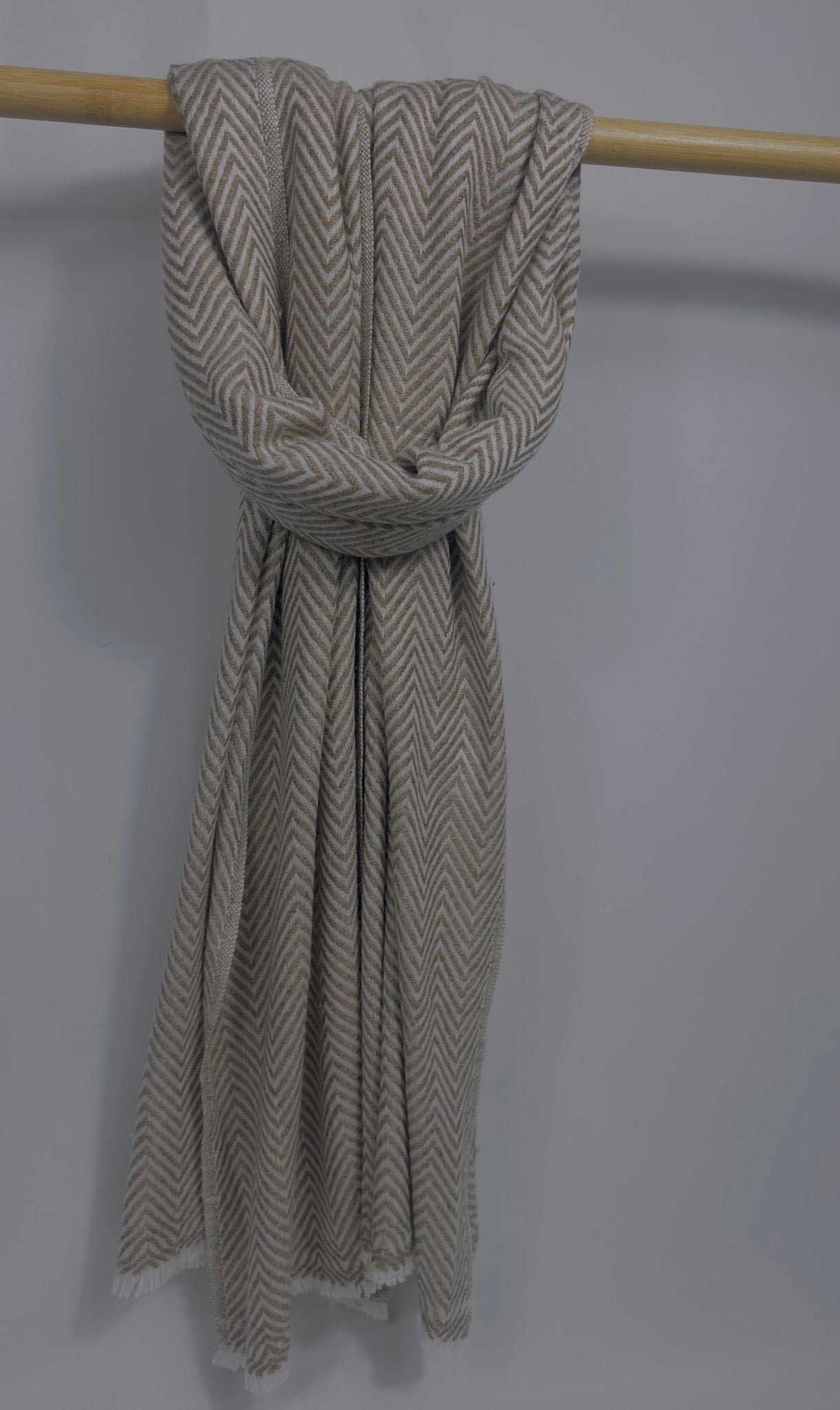Herringbone Cashmere Scarf – 100% Cashmere