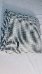 Black & Ivory Check cashmere blanket with fringe